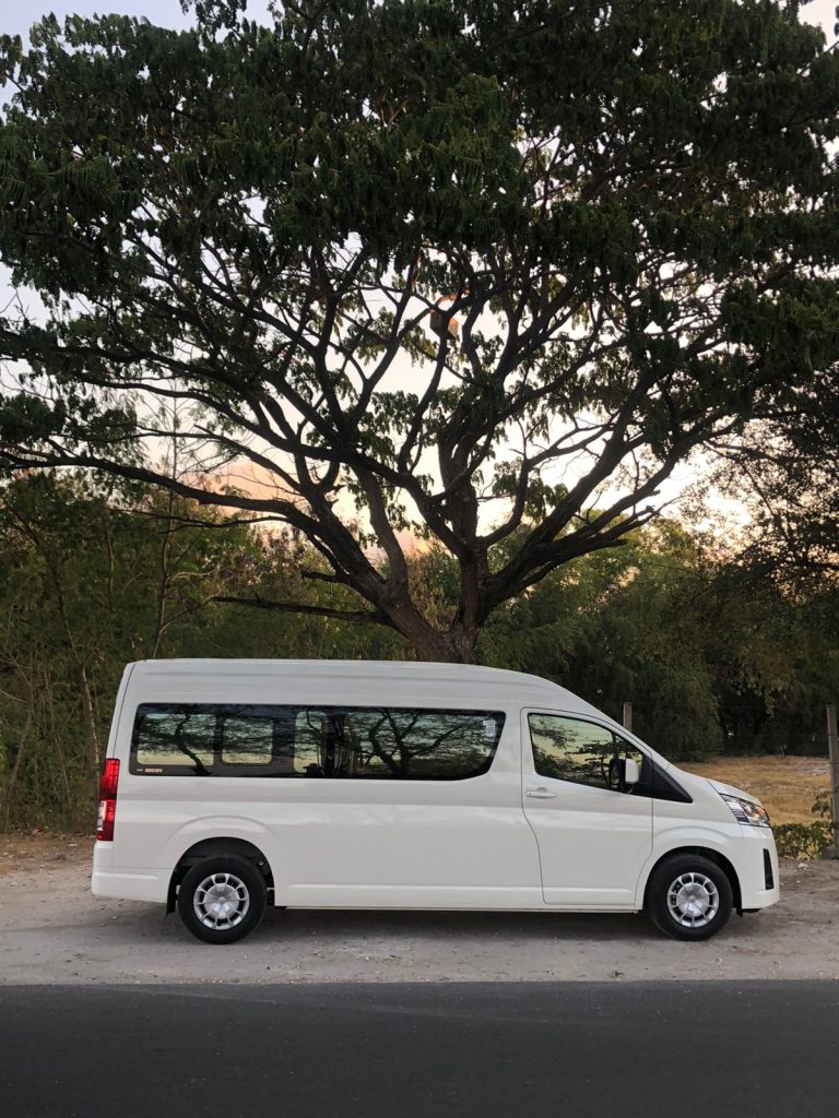 hiace luxury